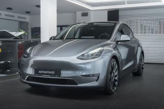 Tesla Model Y Dual AWD/Soundsystem/Tep.erpa