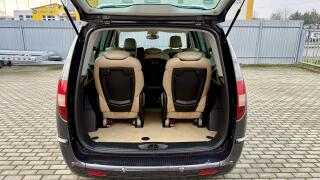 Lancia Phedra (2008) 2.0JTD*100kW*EXECUTIVE*7MÍST* - náhled 27