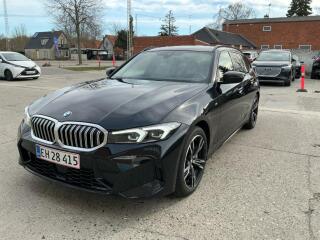 BMW 330i xDrive Touring