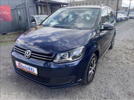 Volkswagen Touran 1.6 TDi  Serviska,Navigace,ALU