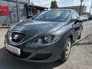 Seat Leon 1.6 MPi  Serviska,Klima,8xPneu
