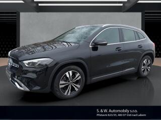Mercedes-Benz GLA GLA180d