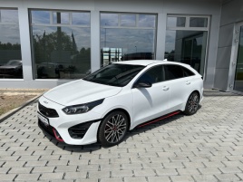 Kia ProCeed GT 1.6 T-GDi 7DTC