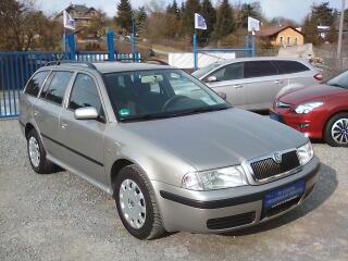 �koda Octavia 1.6i Tour 75KW , 1.majitel