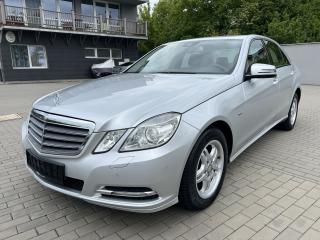 Mercedes-Benz 220 CDi velmi slušný 