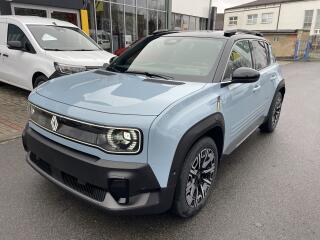 Renault 4 E-TECH iconic 150 k comfort range