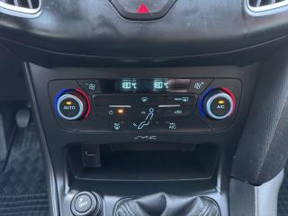 Ford Focus (2015) 1.6 Ti-VCT Digi Klima Tempomat - náhled 11