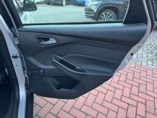 Ford Focus (2015) 1.6 Ti-VCT Digi Klima Tempomat - náhled 17