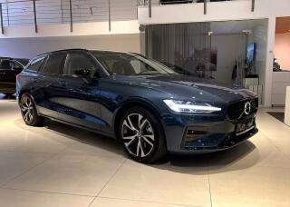 Volvo V60 B4 PLUS DARK MY27