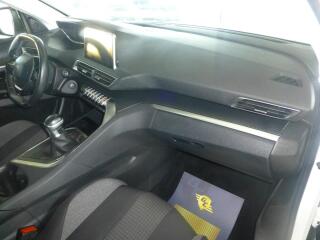 Peugeot 5008 (2020) 1,5HDI*96KW*7MÍS**Záruka 36měs - náhled 20