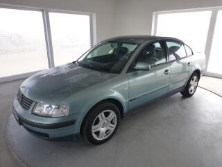 Volkswagen Passat 1.9TDI*VYH�.SEDADLA*ALU*XENONY
