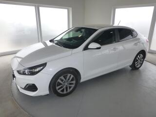 Hyundai i30 1.0-88KW**NEW �R**FASTBACK
