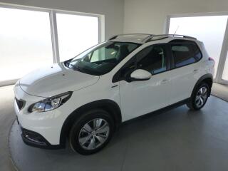 Peugeot 2008 1.6i-81KW*PARK.S*ALU*VYH�.SED*