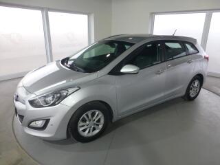 Hyundai i30 1.6CRDI*ALU**VYH�.SED***KAMERA