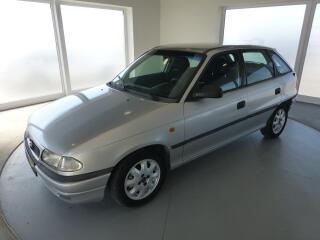 Opel Astra 1.4I**KLIMATIZACE**NOV� SPOJKA