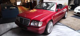 Mercedes-Benz 124 Cabriolet 300 CE-24