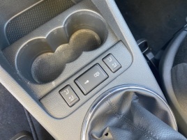 Škoda Fabia (2014) 1.2TSI,SPORT, rezervace - náhled 16
