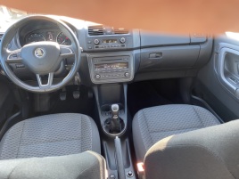 Škoda Fabia (2014) 1.2TSI,SPORT, rezervace - náhled 18