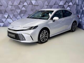 Toyota Camry 2.5 HYBRID e-CVT PRESTIGE, ACC