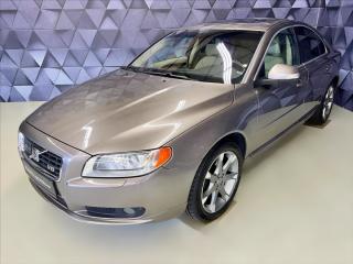 Volvo S80 4.4 V8 232 KW AWD SUMMUM, DYNA