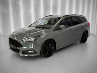 Ford Focus 2.0L 184KW ECOBOOST ST, RECARO