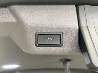 Mercedes-Benz GLC 220d 4MATIC AMG PREMIUM - náhled 29