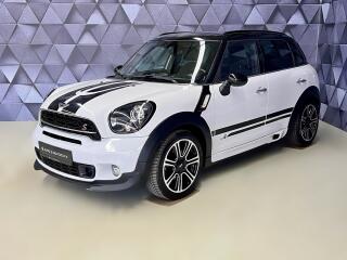 Mini Cooper S JCW ALL4, BI-XENON, NAVIGACE