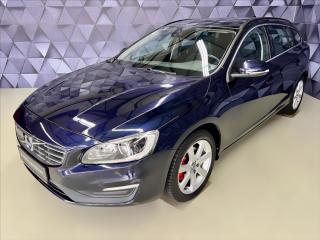 Volvo V60 2.0 D3 MOMENTUM, NAVIGACE, KEY