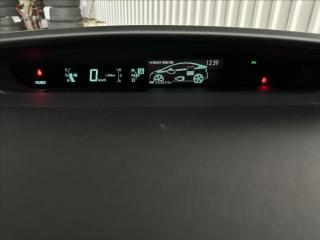 Toyota Prius 1.8 VVT-i HSD - náhled 18