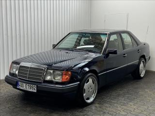 Mercedes-Benz 124 E400 V8