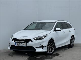 Kia Ceed 1.5 T-GDI DCT Top PDC+NAVI