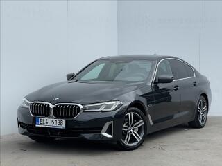 BMW 2.0 530e xDrive A8 Luxury Line