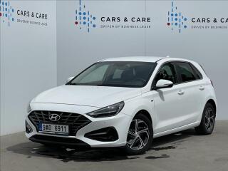 Hyundai i30 1.5 T-GDI DCT Family Smart NAV