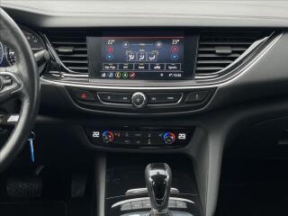 Opel Insignia 2,0 Turbo A9 Elegance Gr Sport - náhled 11