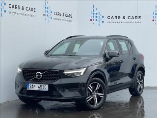 Volvo XC40 2.0 B4 DCT Plus Dark PDC