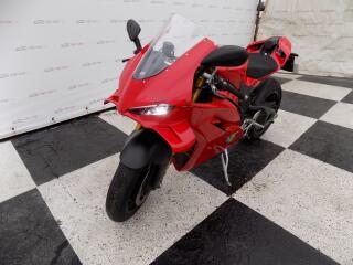 Ducati Panigale V4 S 1.Majitel �R/TOP-Stav/DPH/