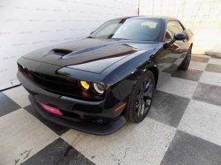 Dodge Challenger 5.7HEMI/R-T/AT/LED/DPH/