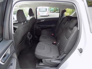 Ford S-MAX (2017) 2.0TDCi/Titanium/7.Míst/AT/ - náhled 11