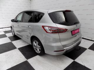 Ford S-MAX (2017) 2.0TDCi/Titanium/7.Míst/AT/ - náhled 3