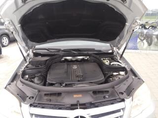 Mercedes-Benz GLK 2.2CDI,125kW,4x4,KŮŽE,TAŽNY ! - náhled 19