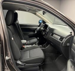 Mitsubishi Outlander 2,3 - náhled 8