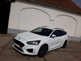 Ford Focus 1.5 EcoBoost ST-line LED TAN