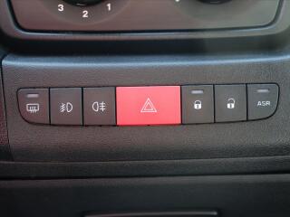 Peugeot Boxer 2,2 HDi 88kW L4H3 CZ 8 palet - náhled 15