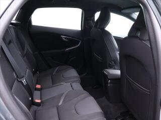 Volvo V40 1,5 T2 90kW Aut. Momentum - náhled 12