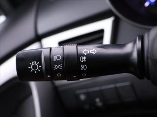 Hyundai i30 1,6 GDI 88kW Trikolor Komfort - náhled 17