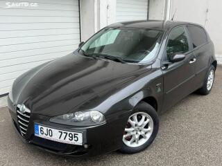 Alfa Romeo 147 1.6i, 77kw L+Z pneu