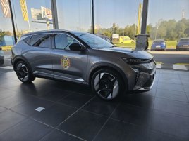 Renault Scnic iconic 220 k long range E-Tech