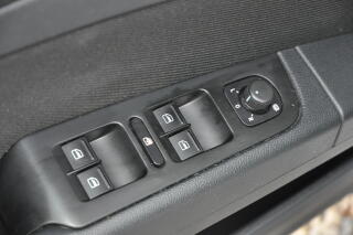 Škoda Superb II 2.0TDi 103kW DSG KOMBI - náhled 7