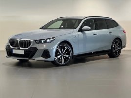 BMW 530e xDrive Touring M