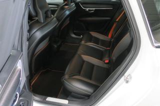 Volvo V90 (2018) 2.0 D CROSS COUNTRY OCEAN RACE - náhled 41
